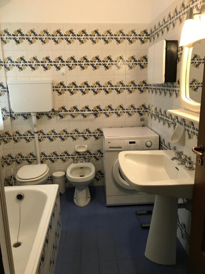 Apartment Trilocale Corso Inglesi Vicino Alle Spiagge. *